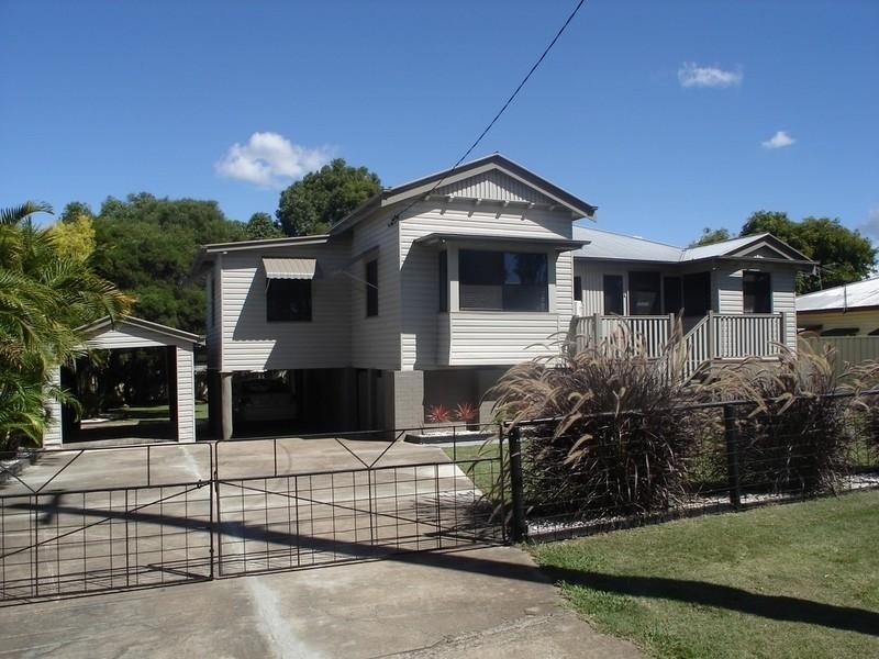 49 Albert Street, Kingaroy QLD 4610
