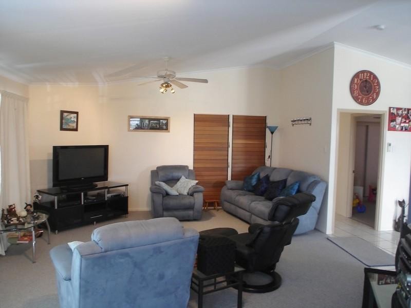 38 Adermann Drive, Kingaroy QLD 4610