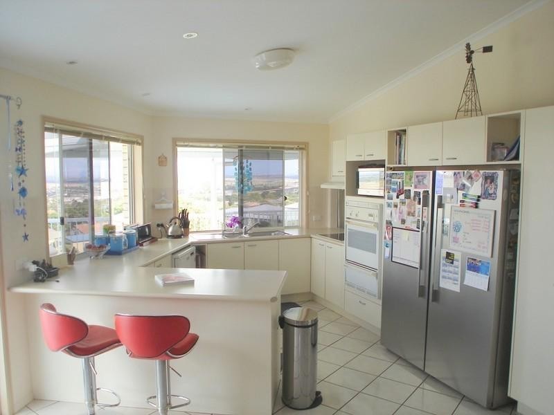 38 Adermann Drive, Kingaroy QLD 4610