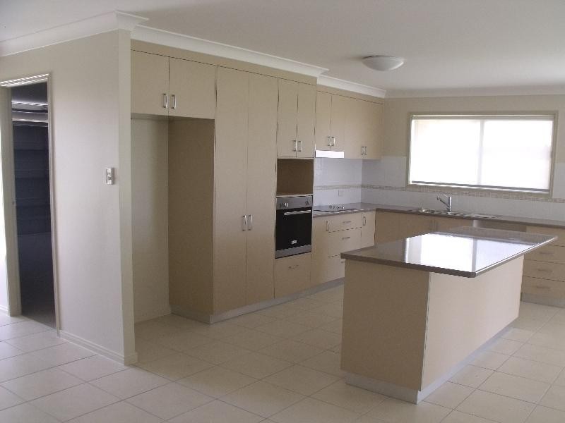 38 Rosella Parade, Kingaroy QLD 4610