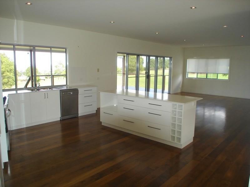 7 Sonaree Drive, Kingaroy QLD 4610