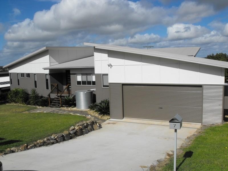 7 Sonaree Drive, Kingaroy QLD 4610
