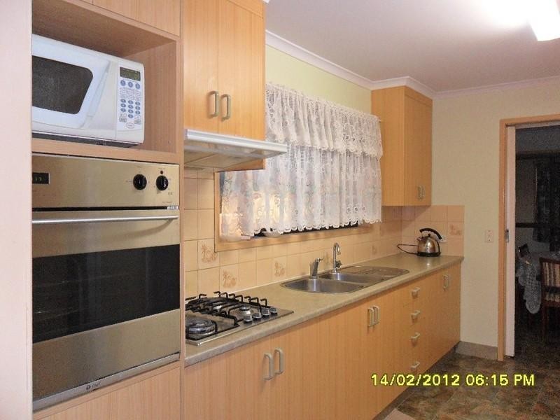 16 Eagle Street, Nanango QLD 4615