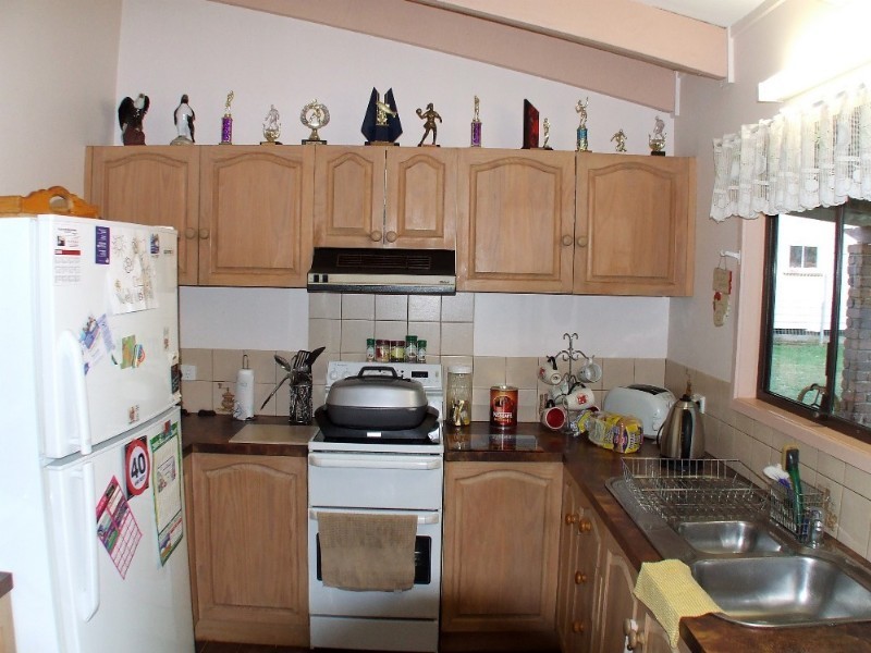 12 Moonya Street, Kingaroy QLD 4610