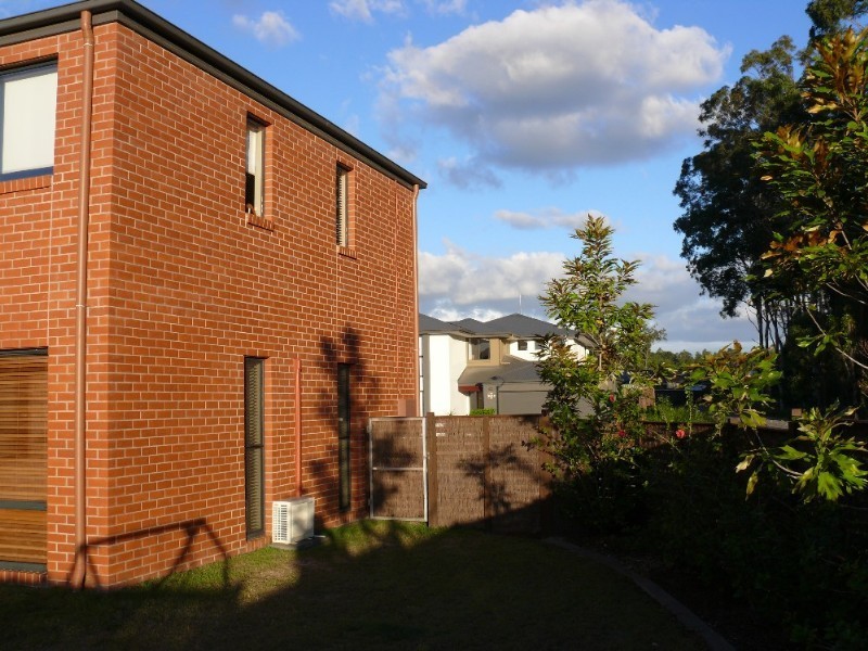 42 Bahkeeta Street, Oxenford QLD 4210