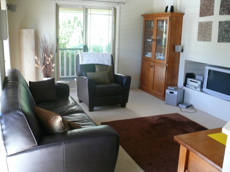 45 Greenway Drive, Maudsland QLD 4210