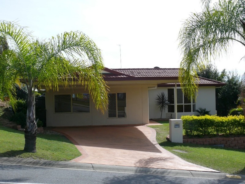 229 Universal Street, Oxenford QLD 4210