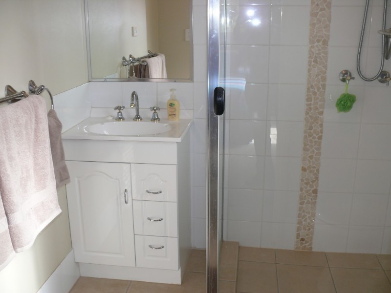 229 Universal Street, Oxenford QLD 4210