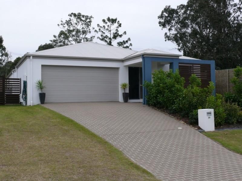 30 Silver Dawn Crescent, Oxenford QLD 4210