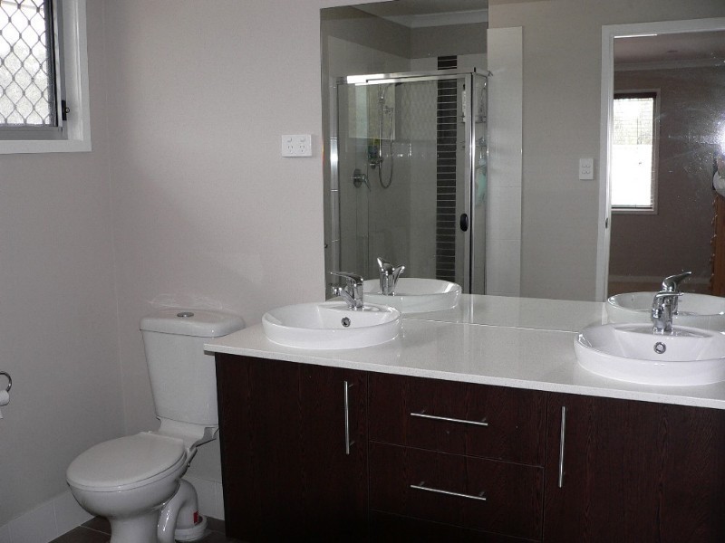 8 Jagera Drive, Upper Coomera QLD 4209