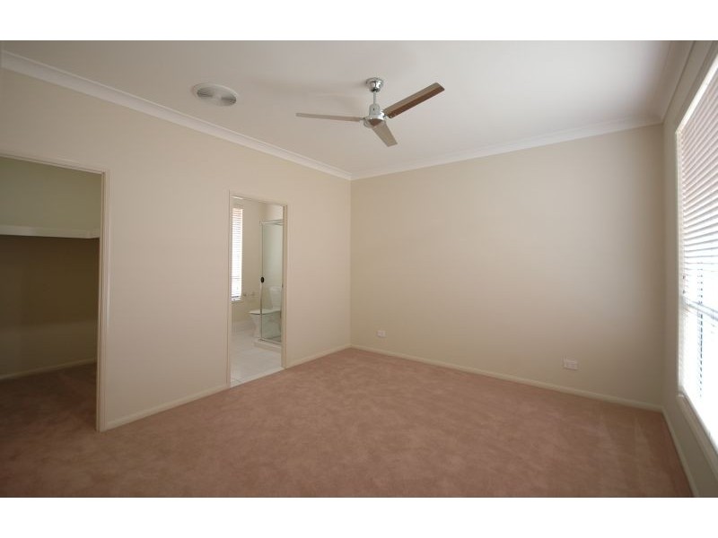 22 Waterclover Drive, Upper Coomera QLD 4209