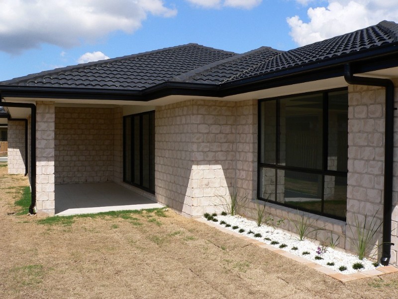 8 Runway Drive, Upper Coomera QLD 4209