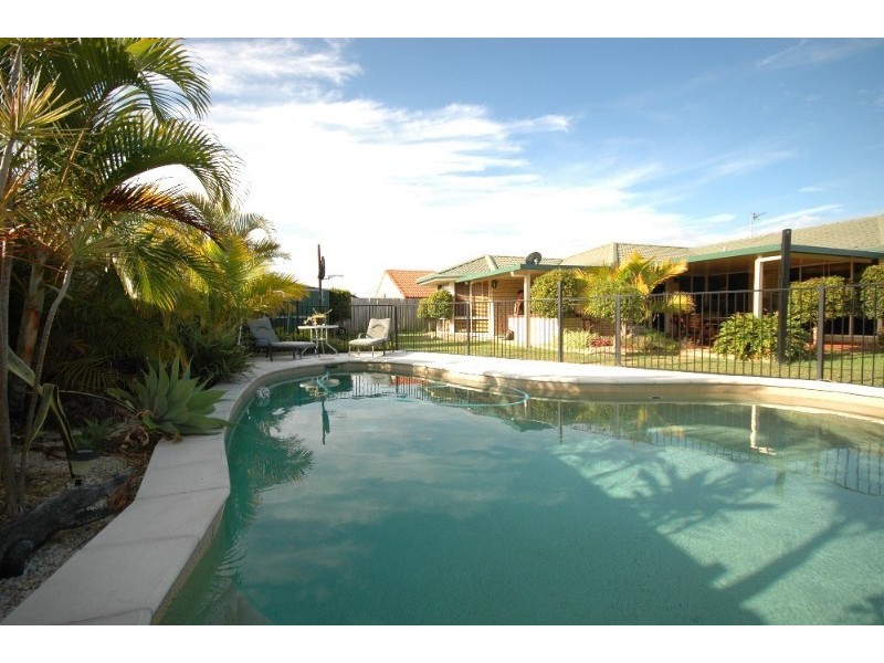 28 Meadow Way, Upper Coomera QLD 4209