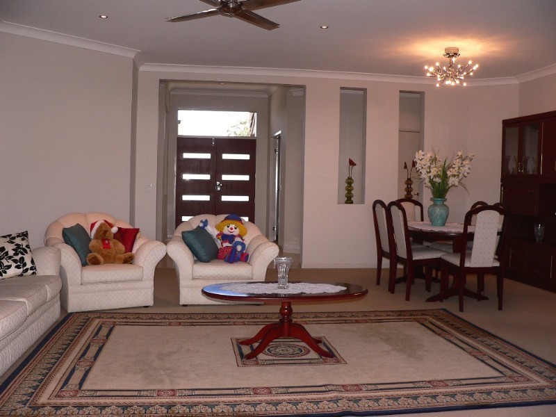 9 Garigal Court, Upper Coomera QLD 4209