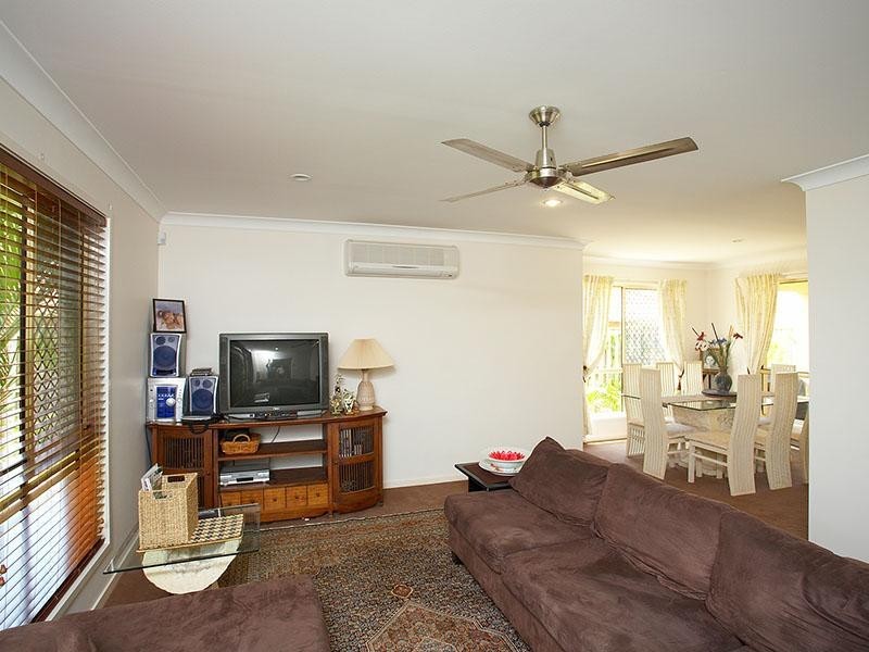 15 Kaizlee Crescent, Upper Coomera QLD 4209