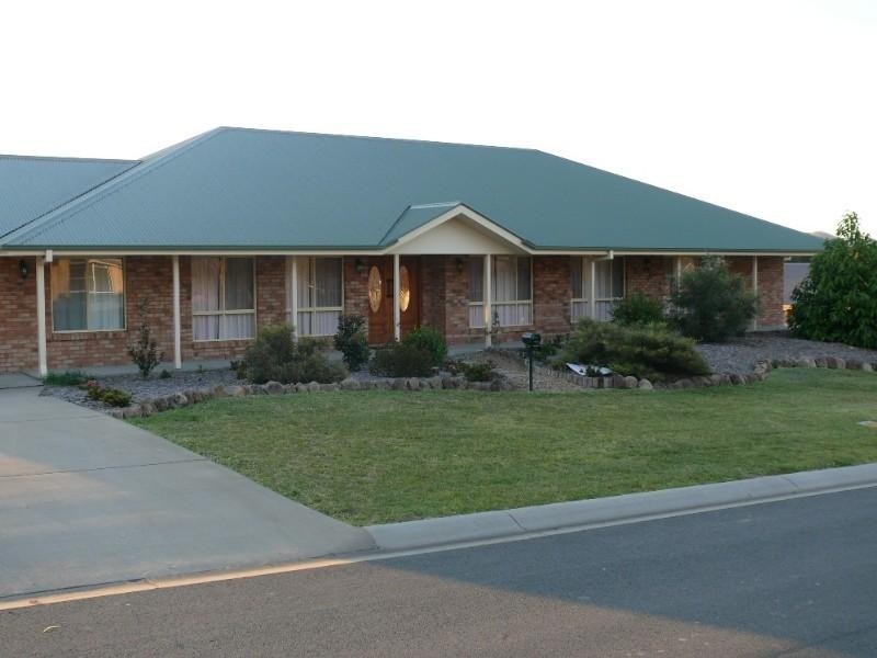 Mount Nathan QLD 4211