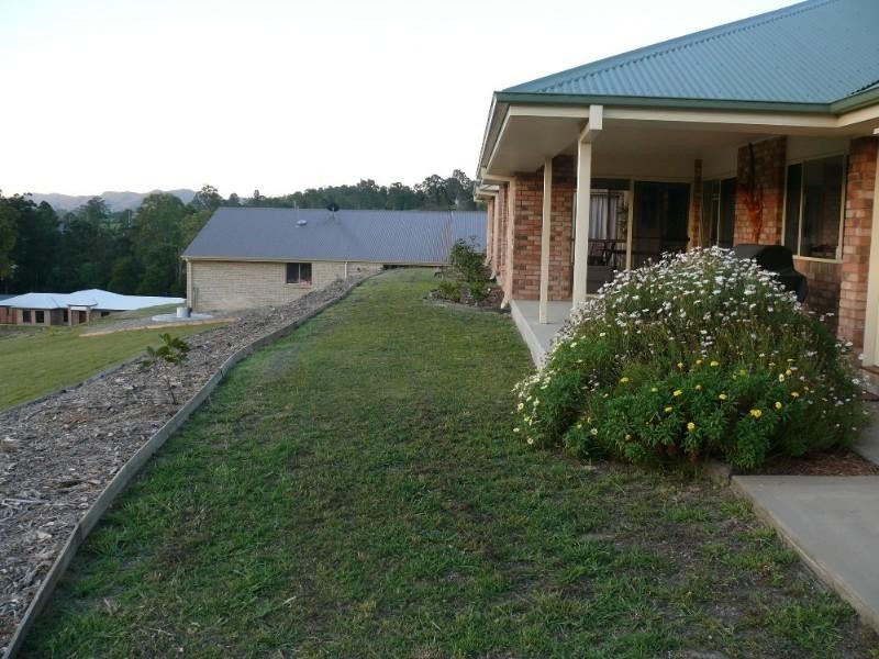 Mount Nathan QLD 4211