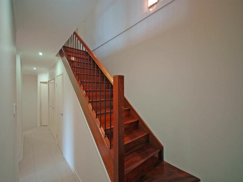 1/12 Drake Avenue, Paradise Point QLD 4216