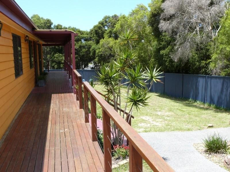 27 California Drive, Oxenford QLD 4210