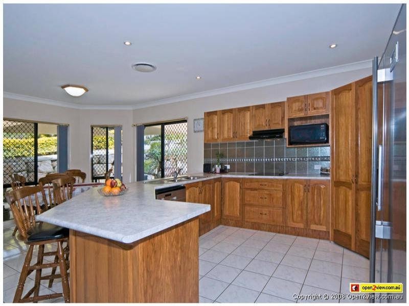 5 Burley Griffin Way, Maudsland QLD 4210