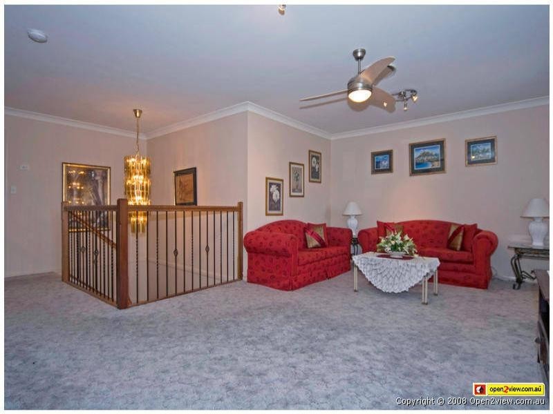 5 Burley Griffin Way, Maudsland QLD 4210