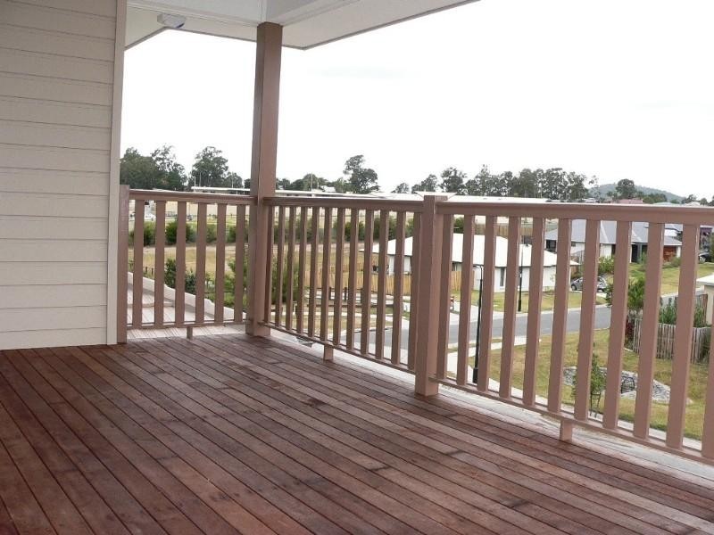 11 Barrington Street, Upper Coomera QLD 4209