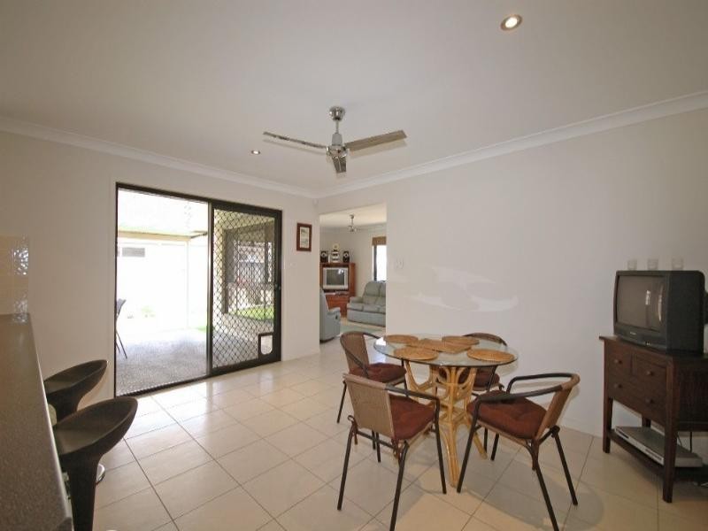 11 Greenleaf Street, Upper Coomera QLD 4209