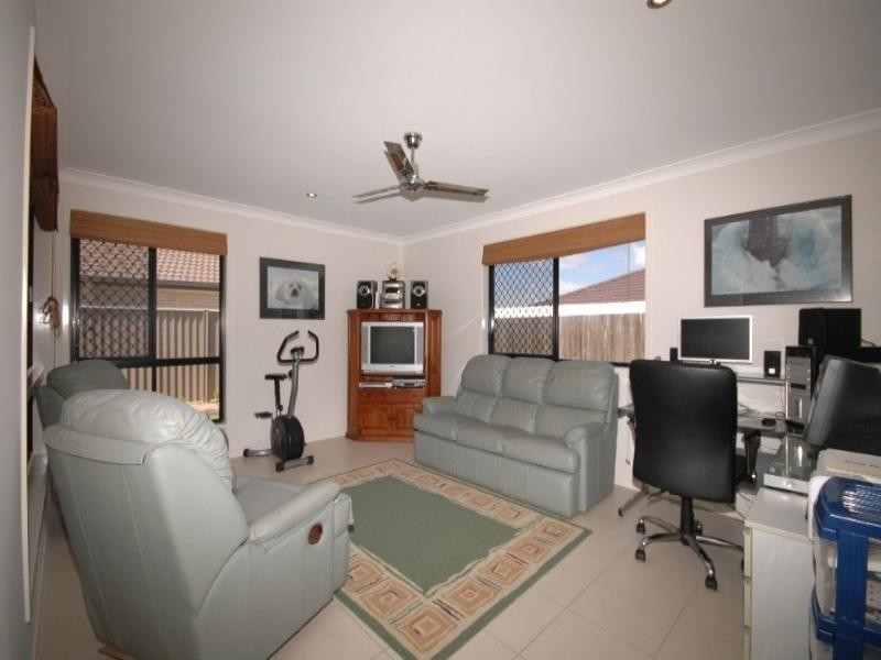 11 Greenleaf Street, Upper Coomera QLD 4209