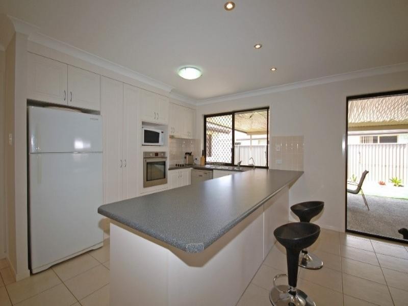 11 Greenleaf Street, Upper Coomera QLD 4209