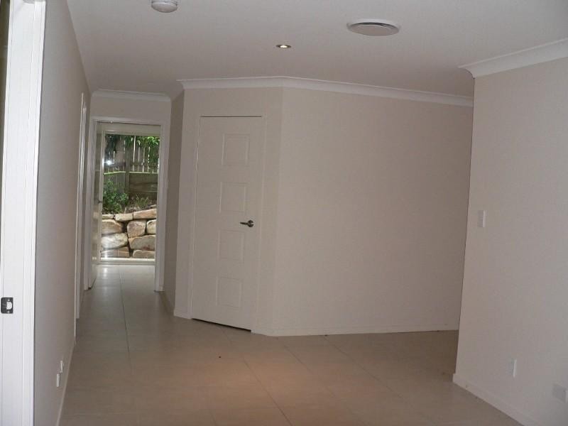 8 Gecko Crescent, Upper Coomera QLD 4209
