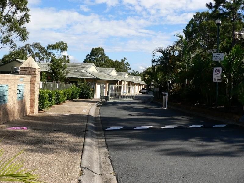 2038/6 Crestridge Crescent, Oxenford QLD 4210