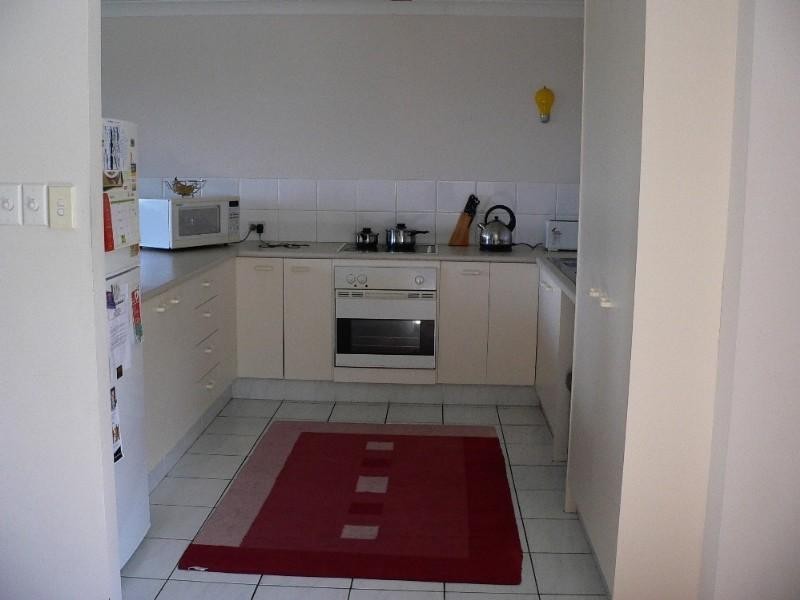 2038/6 Crestridge Crescent, Oxenford QLD 4210