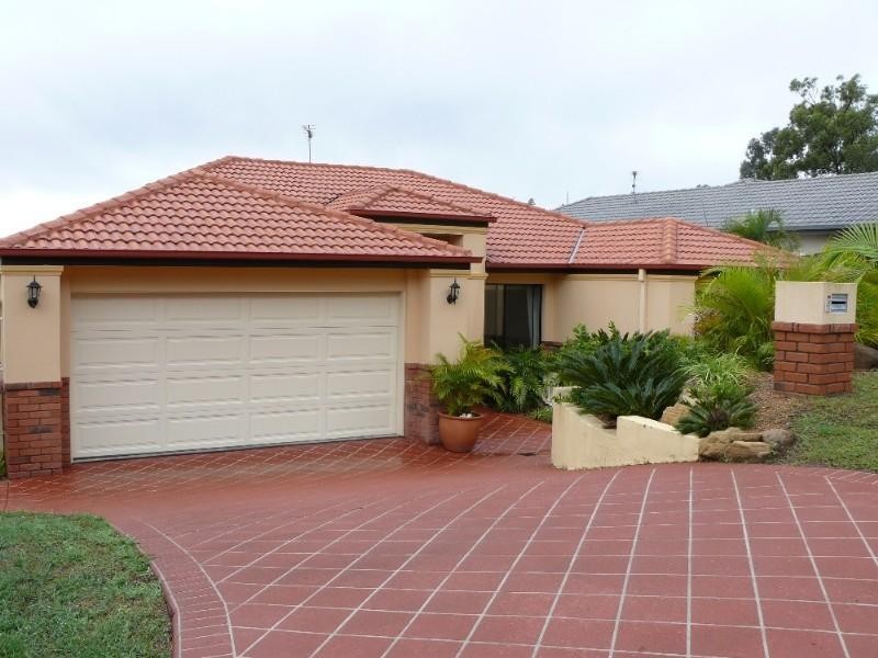 Pacific Pines QLD 4211