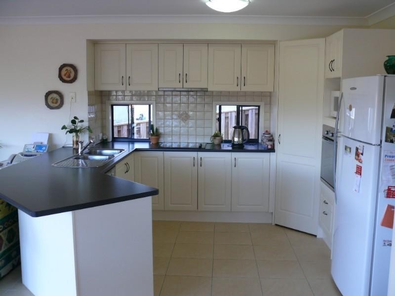 Pacific Pines QLD 4211