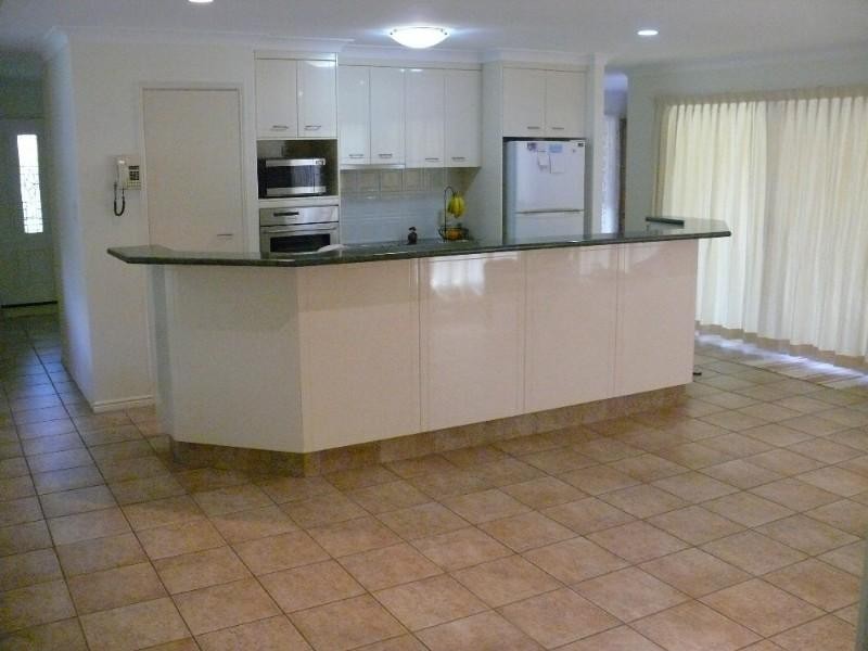 Pacific Pines QLD 4211