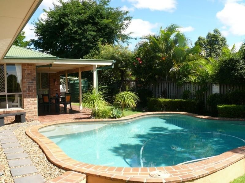 Pacific Pines QLD 4211
