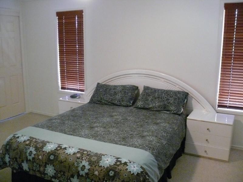 Pacific Pines QLD 4211