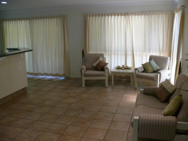 Pacific Pines QLD 4211