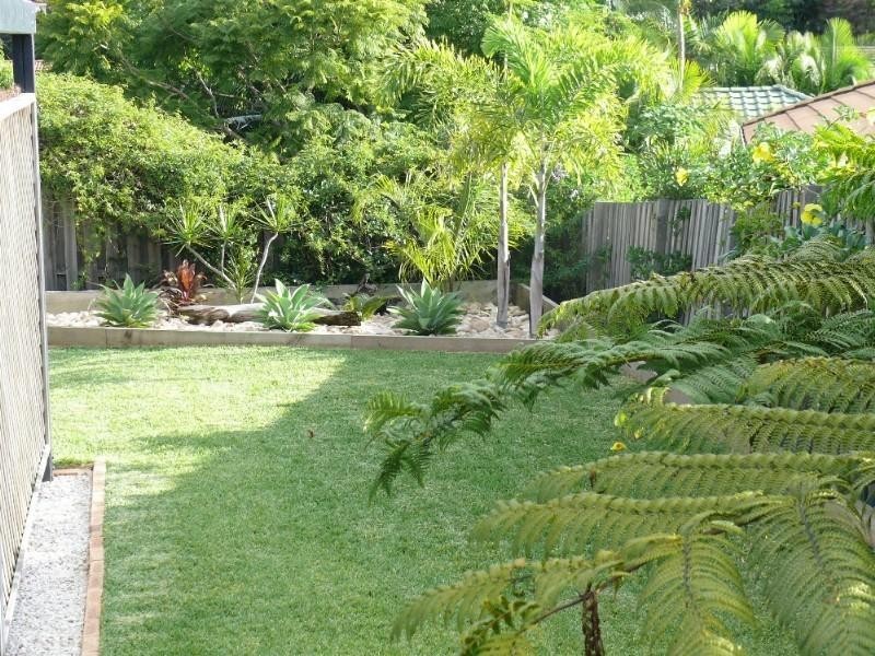 Pacific Pines QLD 4211