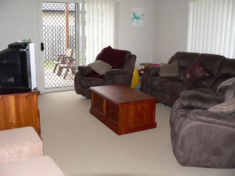 25 Oceanis Drive, Oxenford QLD 4210