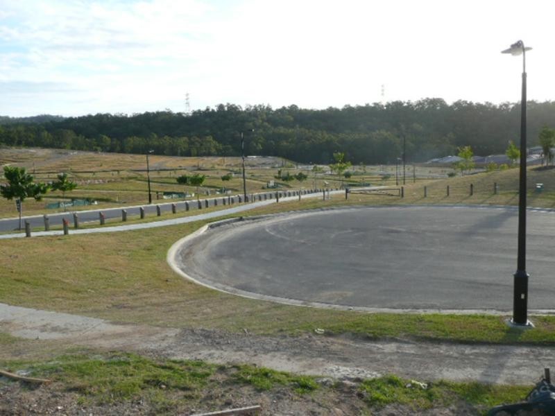 Pacific Pines QLD 4211