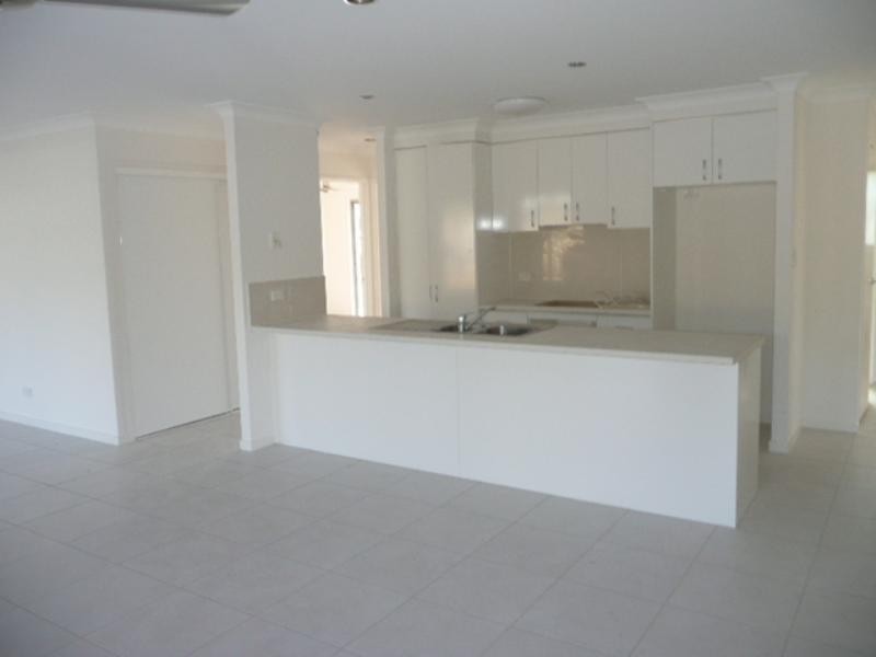 Pacific Pines QLD 4211