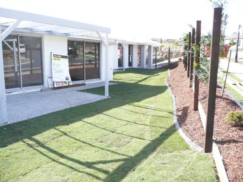 Pacific Pines QLD 4211