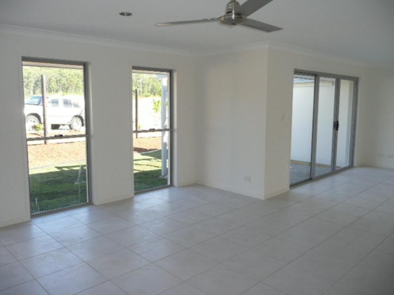 Pacific Pines QLD 4211