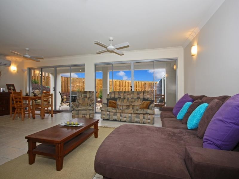 Pacific Pines QLD 4211