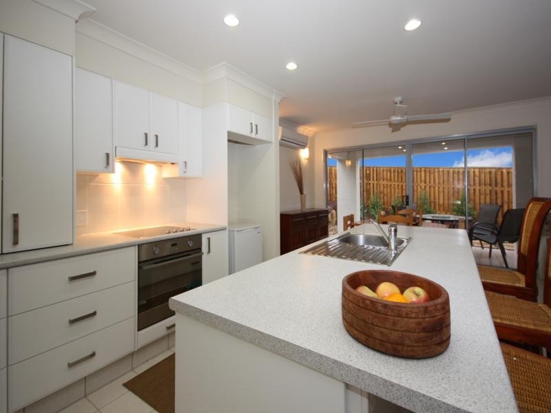 Pacific Pines QLD 4211