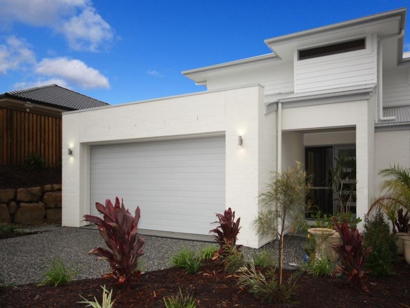 Pacific Pines QLD 4211