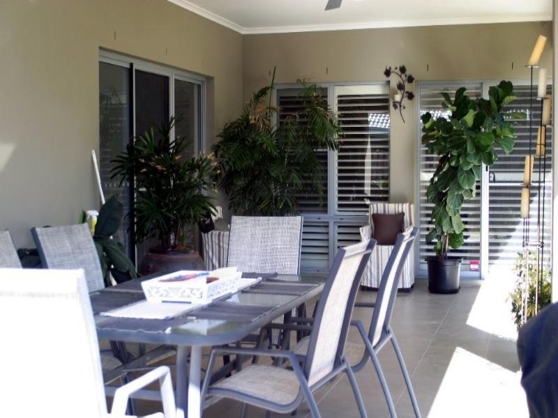 14 Greendragon Crescent, Upper Coomera QLD 4209