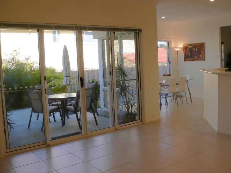 16 Greendragon Crescent, Upper Coomera QLD 4209