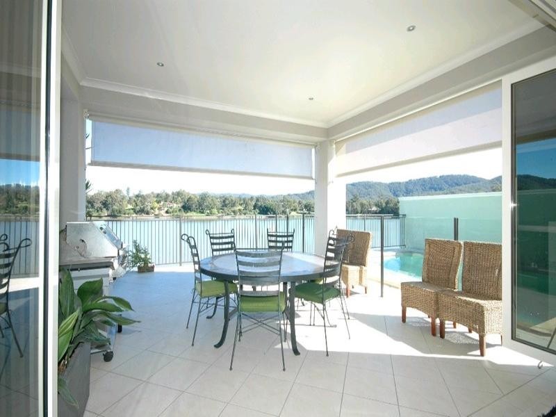 45 Brittany Drive, Oxenford QLD 4210